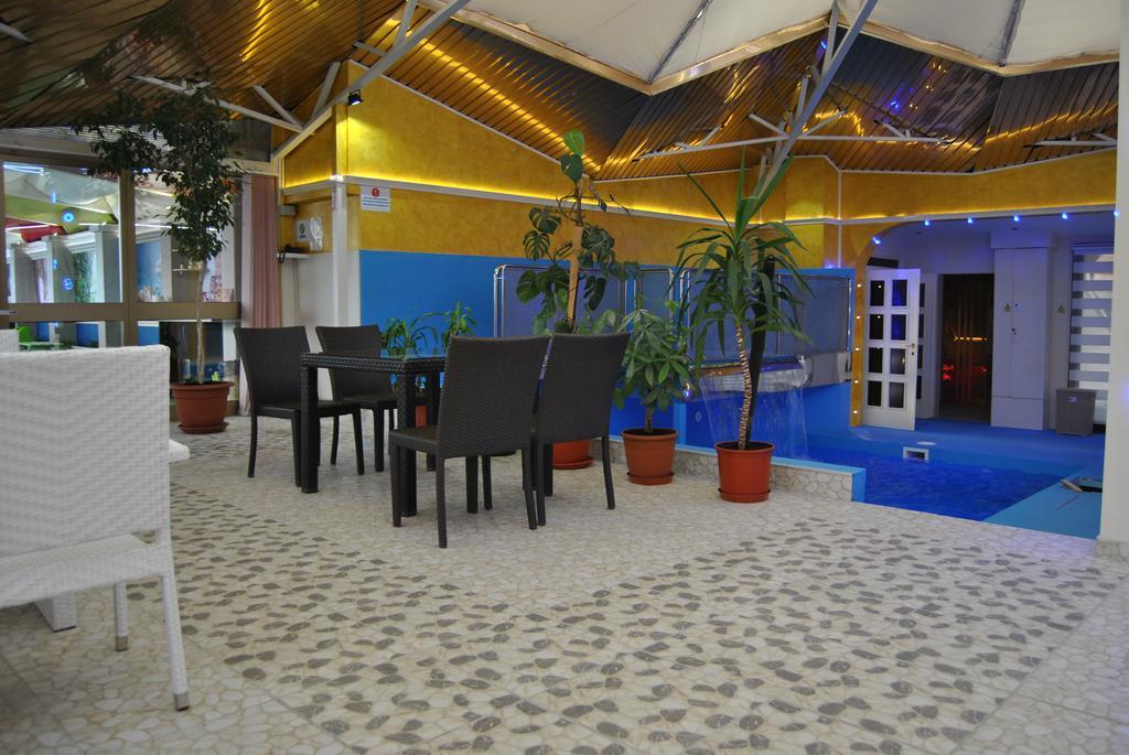 Hotel Italia SJJ Exterior photo